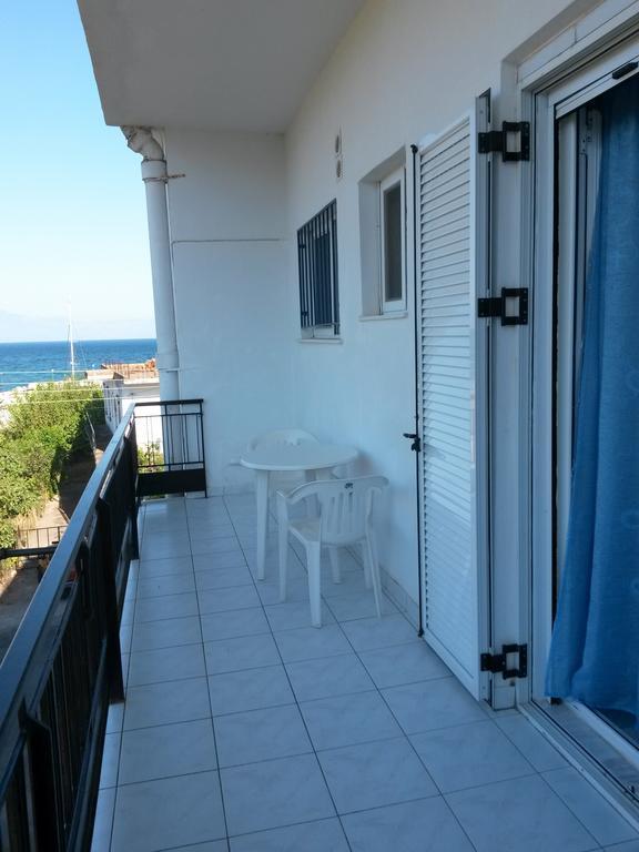 Drakopanagiotaki Rooms Agios Andreas  Стая снимка